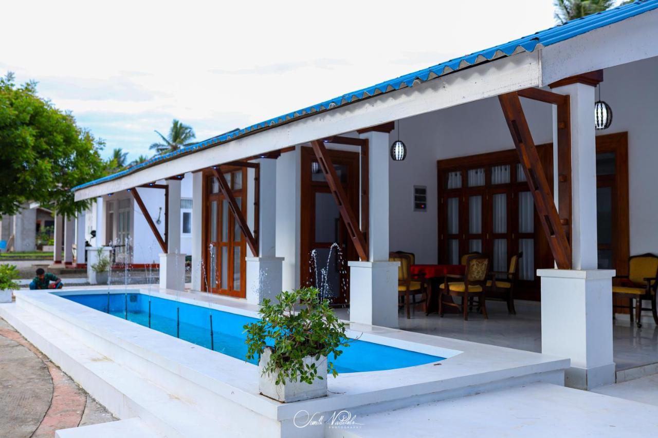 Ceylonta Beach Resort And Spa Хамбантота Экстерьер фото