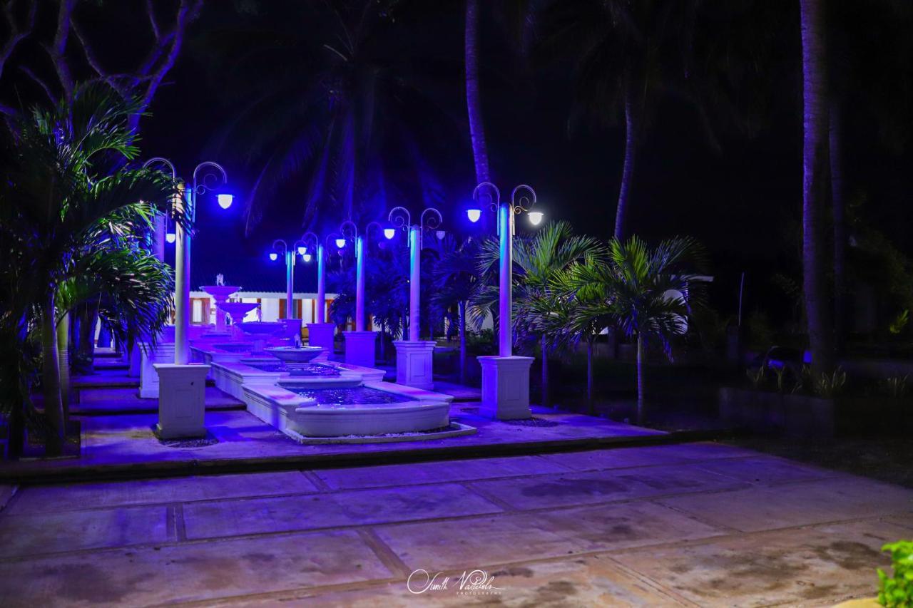 Ceylonta Beach Resort And Spa Хамбантота Экстерьер фото
