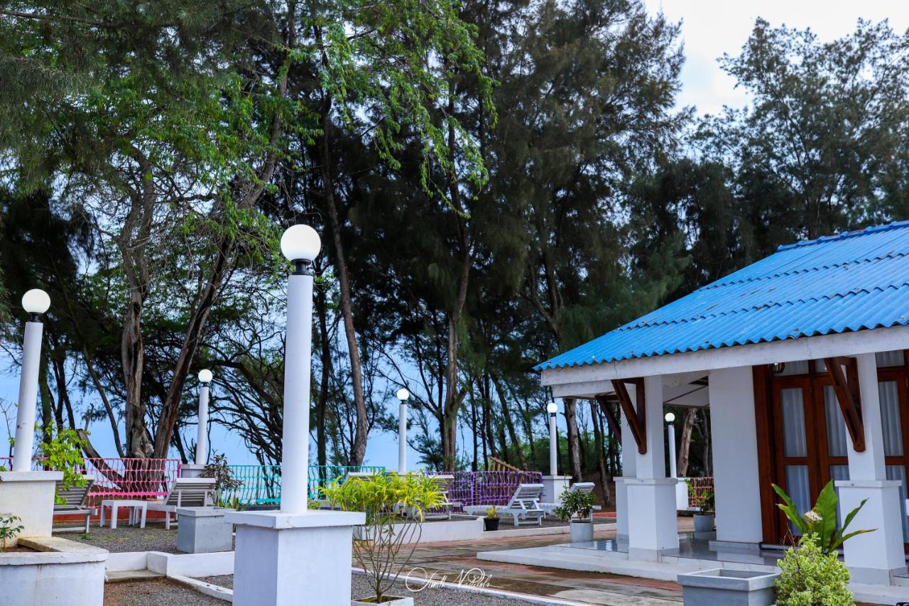 Ceylonta Beach Resort And Spa Хамбантота Экстерьер фото