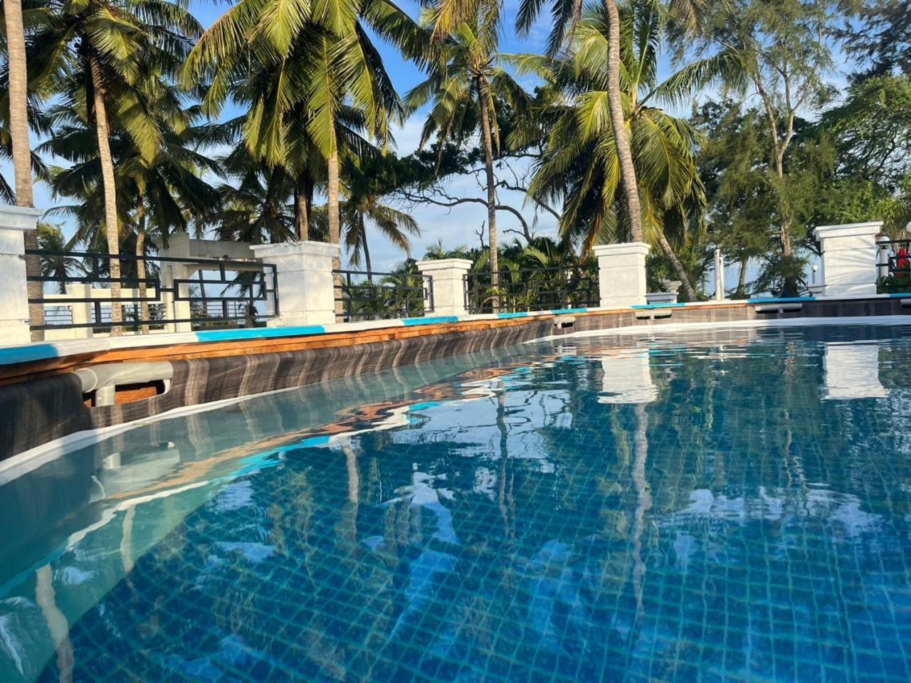 Ceylonta Beach Resort And Spa Хамбантота Экстерьер фото